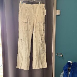 Women's Cream Cargo Pants